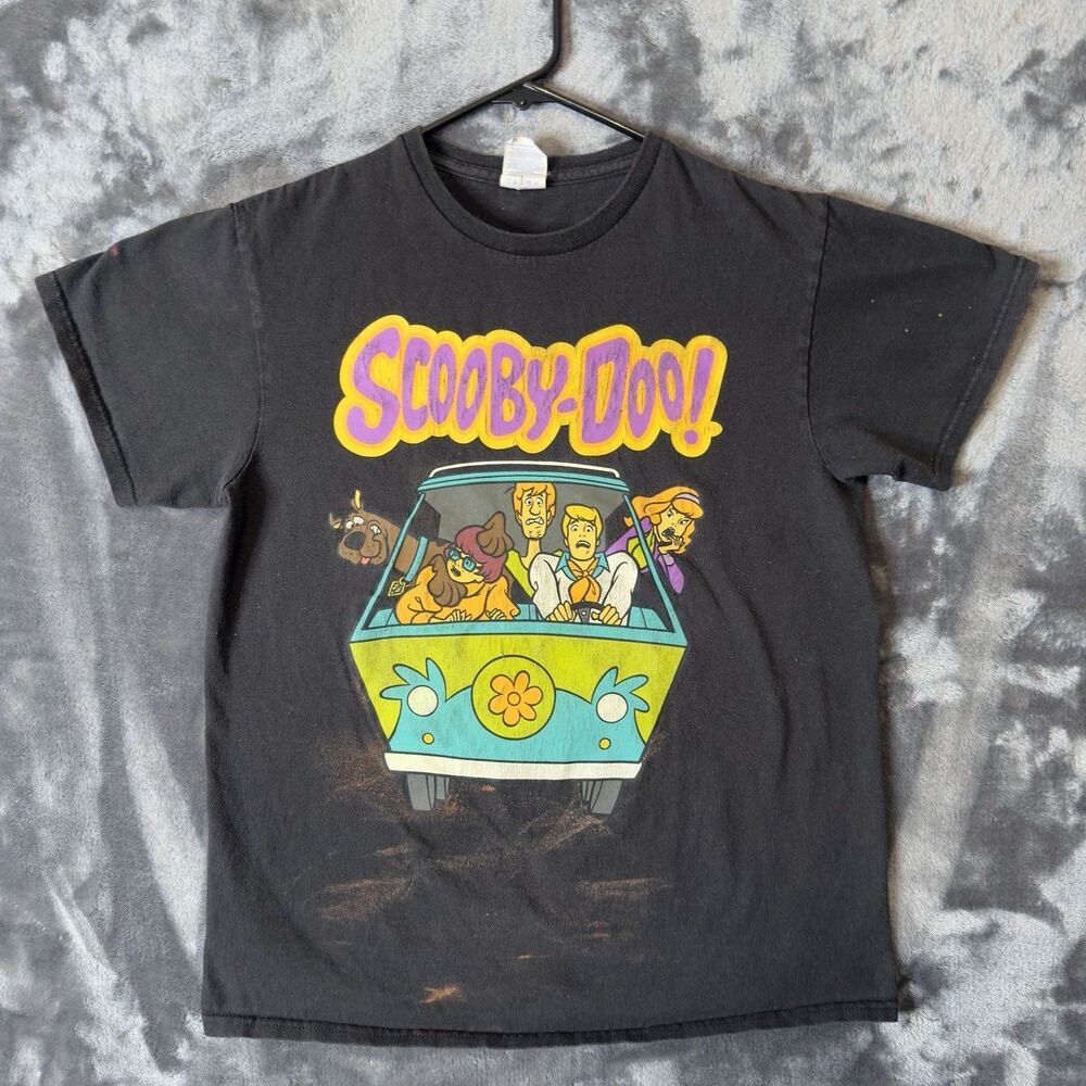 Scooby-Doo T-Shirt Men's Size Med Black Graphic Tee Shaggy, Fred, Velma, Daphne
